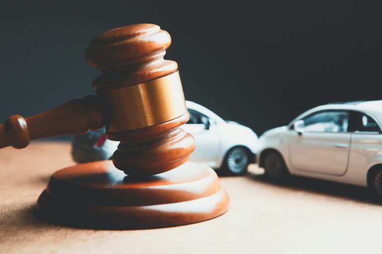 Auto Injury Lawyer: Expert Tips to Win Your Car Accident Claim