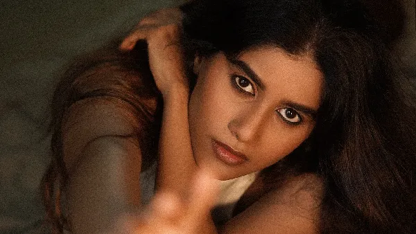 ஆதிரையின் பேச்சால் இணையம் அதிர்ச்சி – 18+ உள்ளடக்கம் குறித்த வீடியோ சமூக வலைதளங்களில் பரவி வருகிறது!